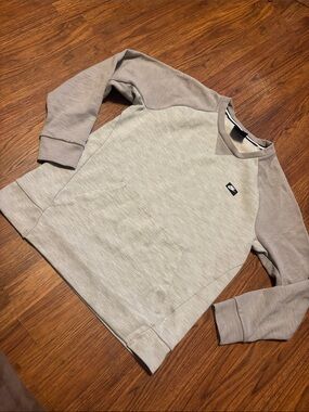 Nike Sportswear Men’s Optic Crew Pullover Sweatshirt Beige